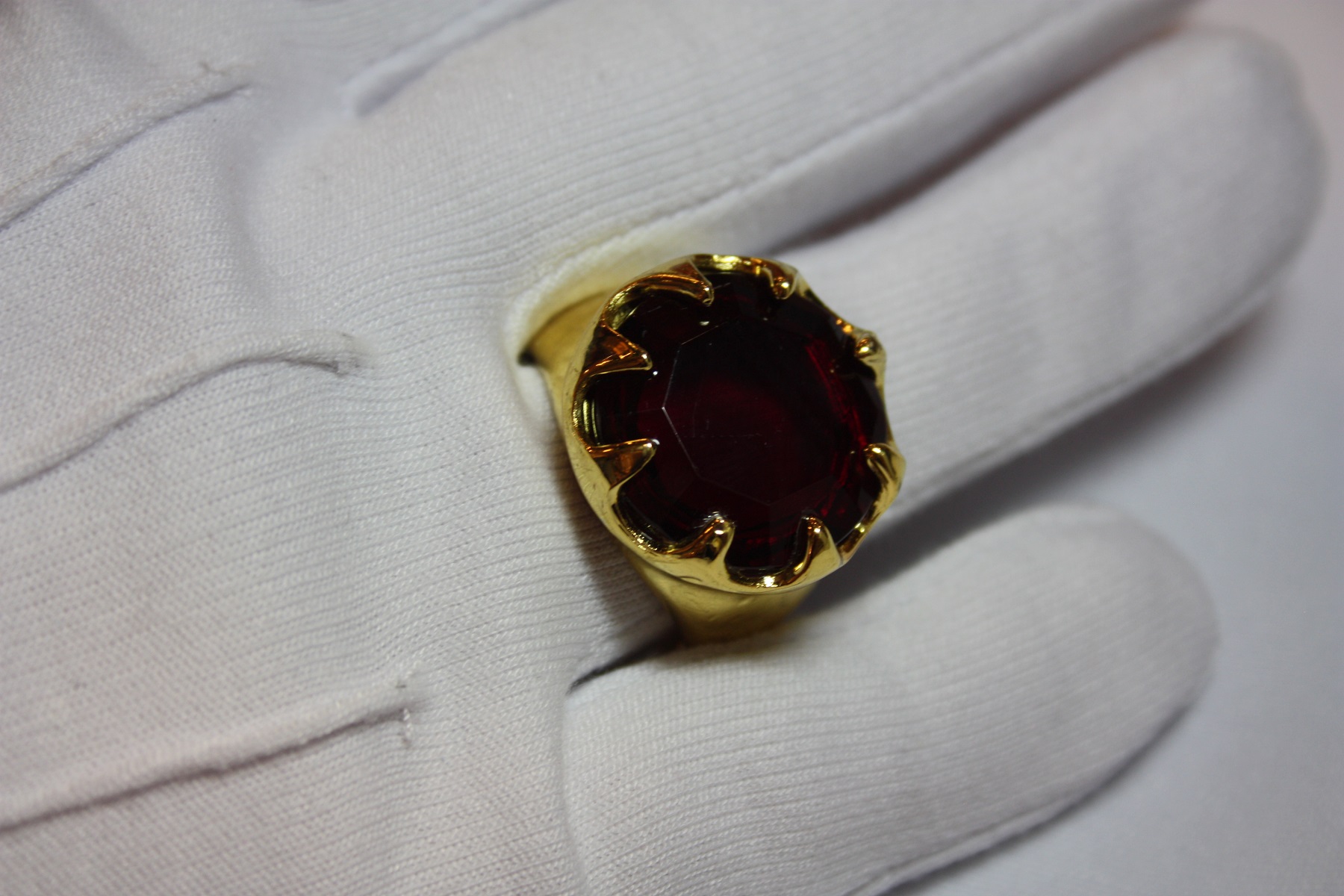 Ring Sint Rond Luxe Goud/Rood